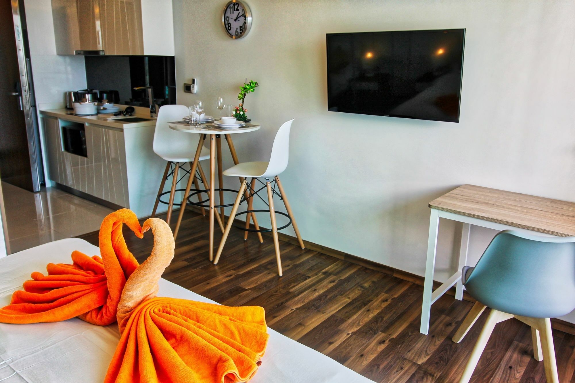 The Peak Towers Pattaya 아파트 외부 사진