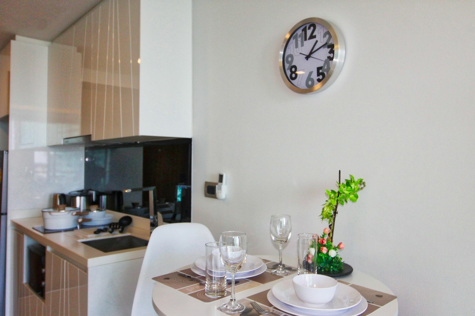 The Peak Towers Pattaya 아파트 외부 사진